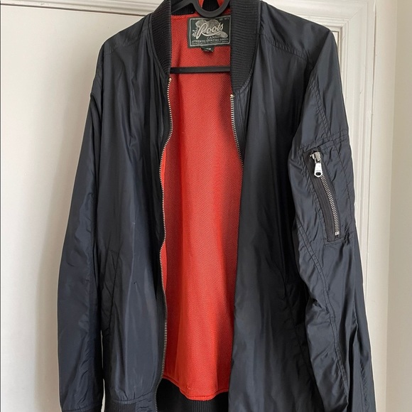 Roots Black Bomber Jacket - Picture 1 of 3